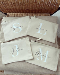 Kulturtasche - Name & Buchstabe - Loveda - Handmade with Love