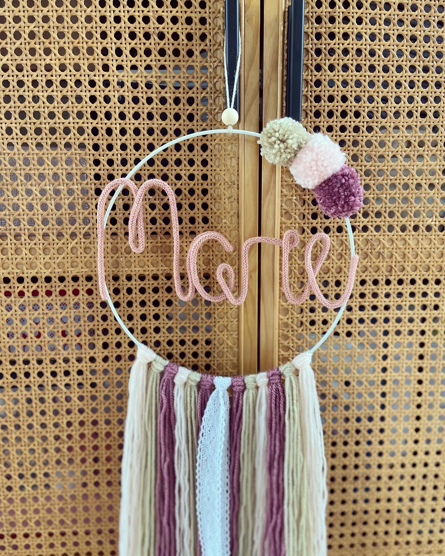 Traumfänger Lang - Rosa / Beige - Loveda - Handmade with Love