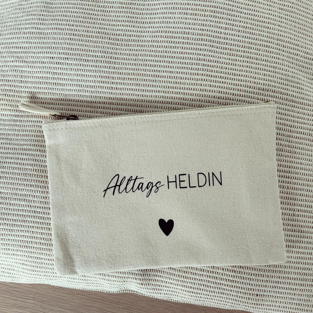 Kulturtasche - Alltagsheldin - Loveda - Handmade with Love