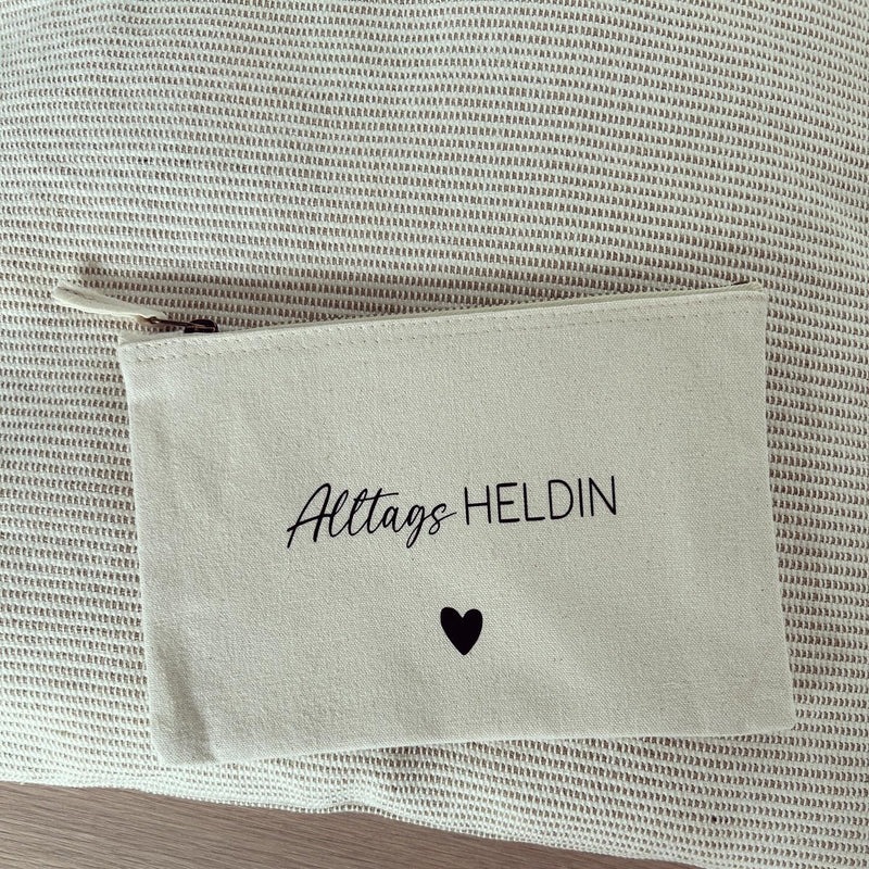 Kulturtasche - Alltagsheldin - Loveda - Handmade with Love