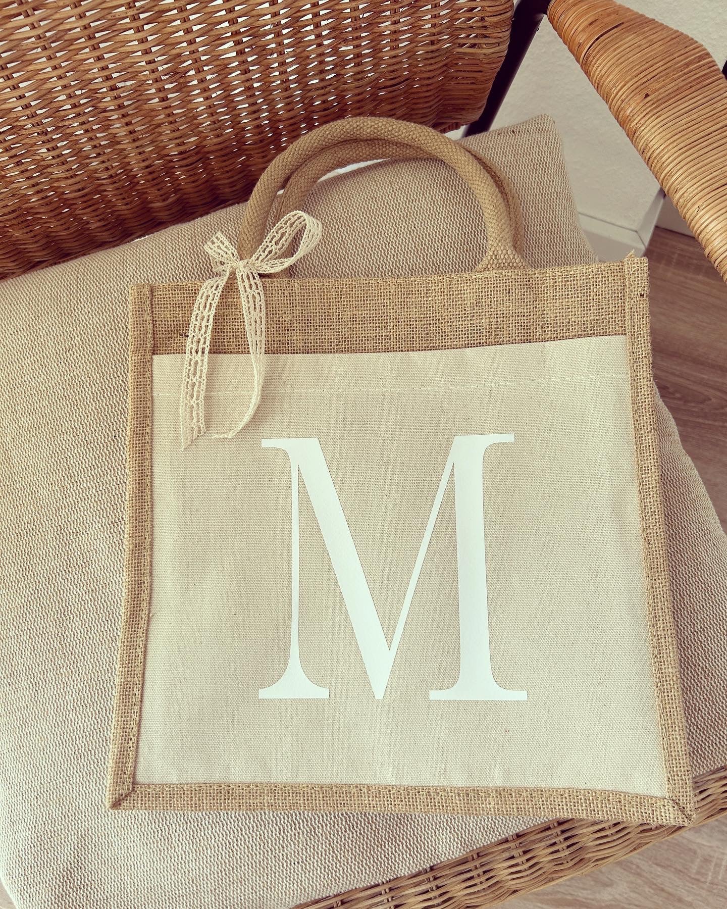 Jutetasche - Buchstabe - Loveda - Handmade with Love