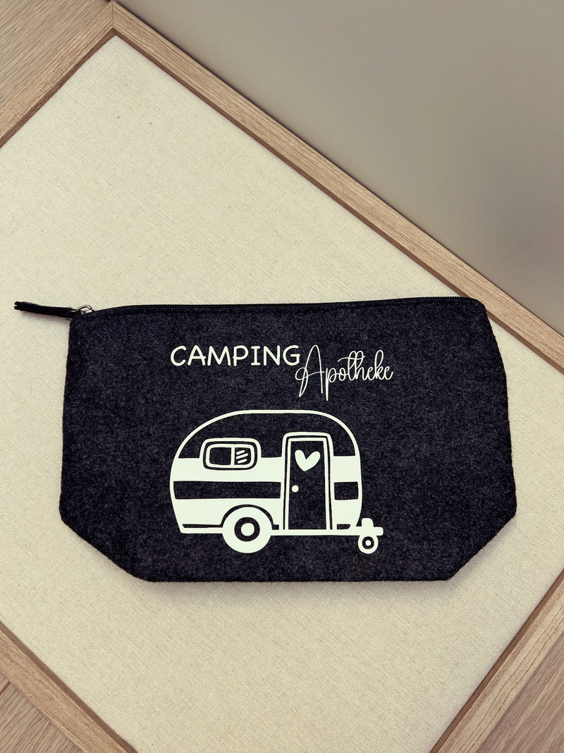 Kulturtasche „Charlotte“ – Camping-Apotheke aus Filz