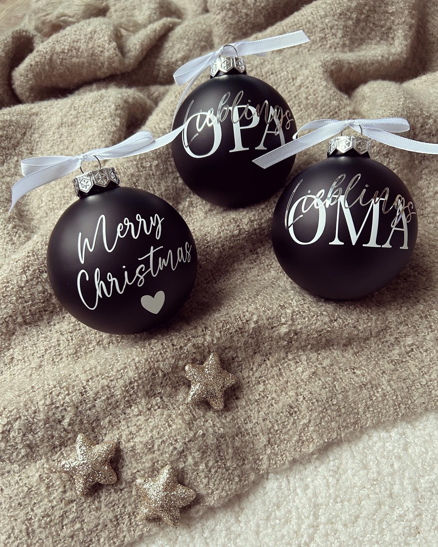 Weihnachtskugel 8cm - Schwarz - Loveda - Handmade with Love