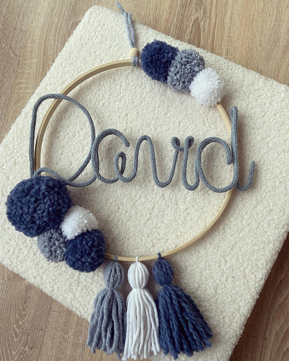 Traumfänger - Dunkelblau / Weiß - Loveda - Handmade with Love