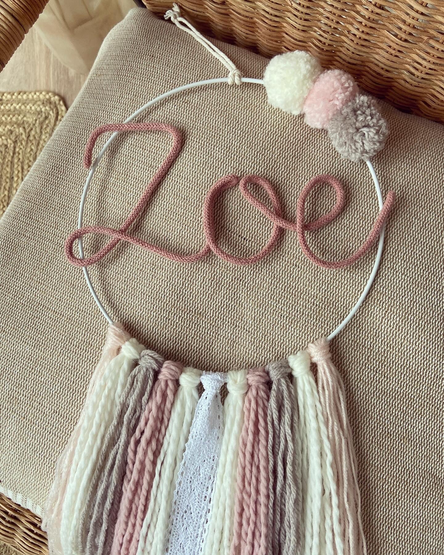 Traumfänger Lang - Rosa / Weiß - Loveda - Handmade with Love