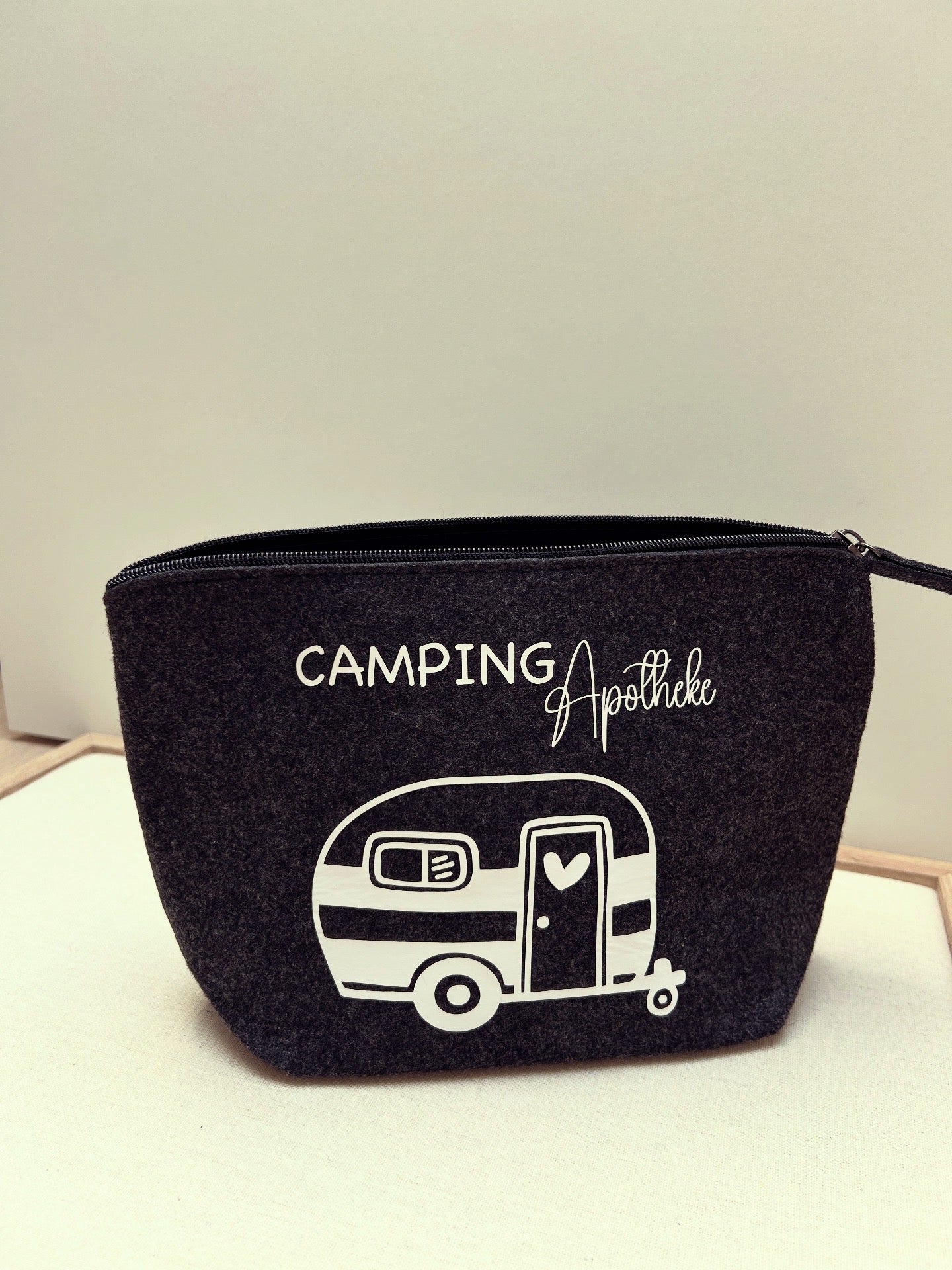 Kulturtasche - Filz - Camping Apotheke