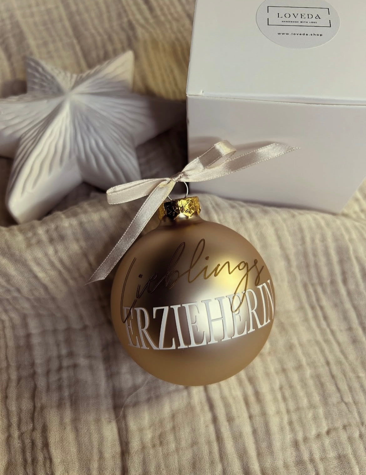 Weihnachtskugel 8cm - Champagner